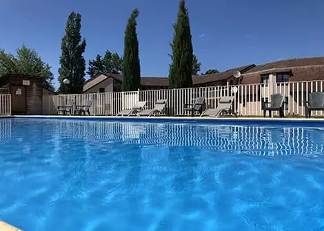 vue de la piscine de Delfotel